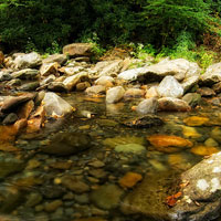 Фотопечать пейзаж: река, камни