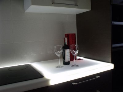 Подсветка столешницы на кухне